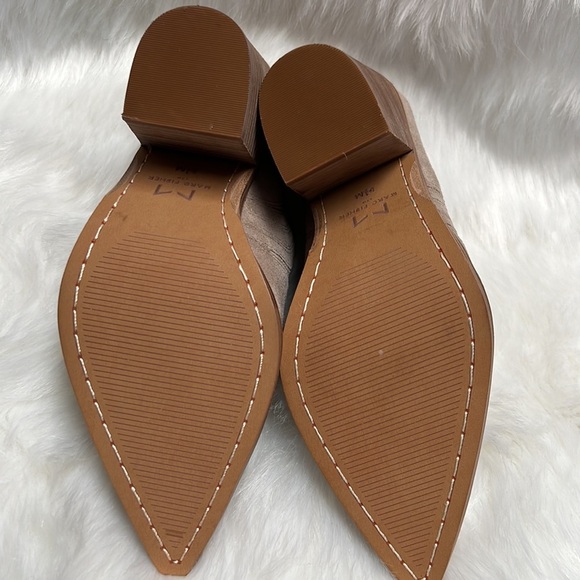 Marc fisher Gabbi leather almond shoes size 6.5 - Picture 7 of 13